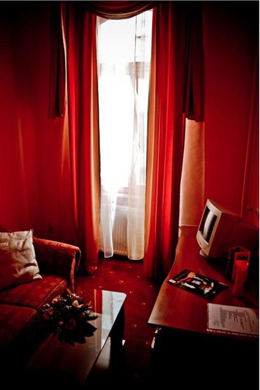 Hotel Arad Ngoại thất bức ảnh